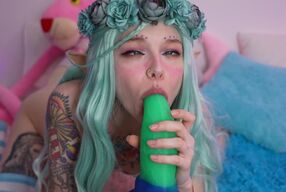 Horny Fairy Elf Sucks Dragon Toy so deep Karneli Bandi