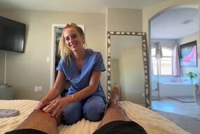 Cheating on my Girlfriend with the Massage Therapist