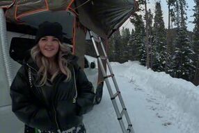 Slutty stranger seduces me in her tent while my gf is asleep - Venessas Butt