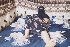 يسمني طلبت دكتور كريم بقول انا سخن قوي وزجي مسفره اسمع سكس عربي مصري بصوت واضح كلام يهيج الحجر