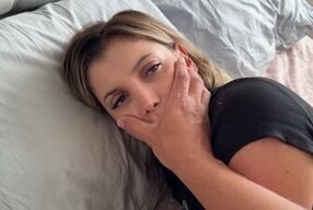 Stepdad bangs his sexy stepdaughter while she naps and screams