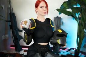 MollyRedWolf's cosplay gets her down & dirty in Liber tea POV