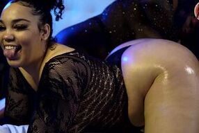 Gem Jewels wild threesome with Beast and Kittylove