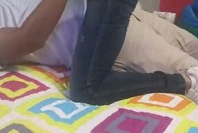 Follando con mi amante mientras en casa