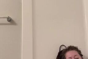 PAWG HIPPY girl RIDES dildo! (Many moans!)