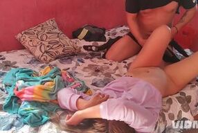 Me cojo a mi novia despertando