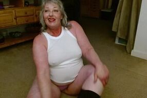 1246 Big Assed DawnSkye predents her ass to Gregory so he can worship