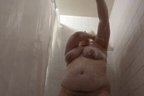 Washing my thicc body in the shower