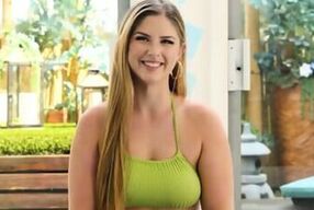 So Pretty MILF! - Riley Reign