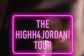 Giving my manager a sloppy blowjob on snapchat ????