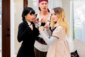 Megan Vs Wednesday - S31:E3