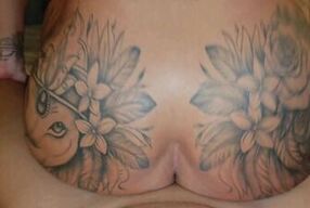 Danaxmuscles doing an incredible Deepthroat