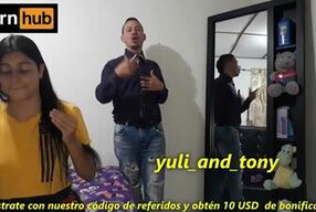 LE ENSEÑO A MI HERMANASTRA LA POLLA Y ELLA ME LA CHUPA