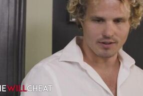 SHE WILL CHEAT - Jamie Michelle Gets Everything She Needs From The Bartender Including A Big Load