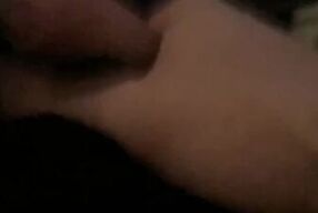 Masturbation dans sa culotte noir