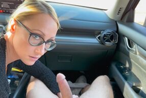 Stepmom Crystal Clark assists Oliver Faze in moving for college with her help in POV