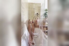 MyM.fans No.121 - Amateur MILF Jelena gets a hardcore fuck with her fan